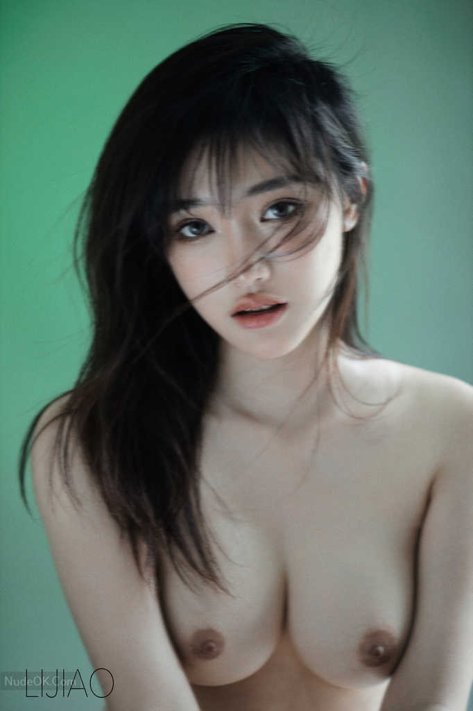 Nude girl vietnam