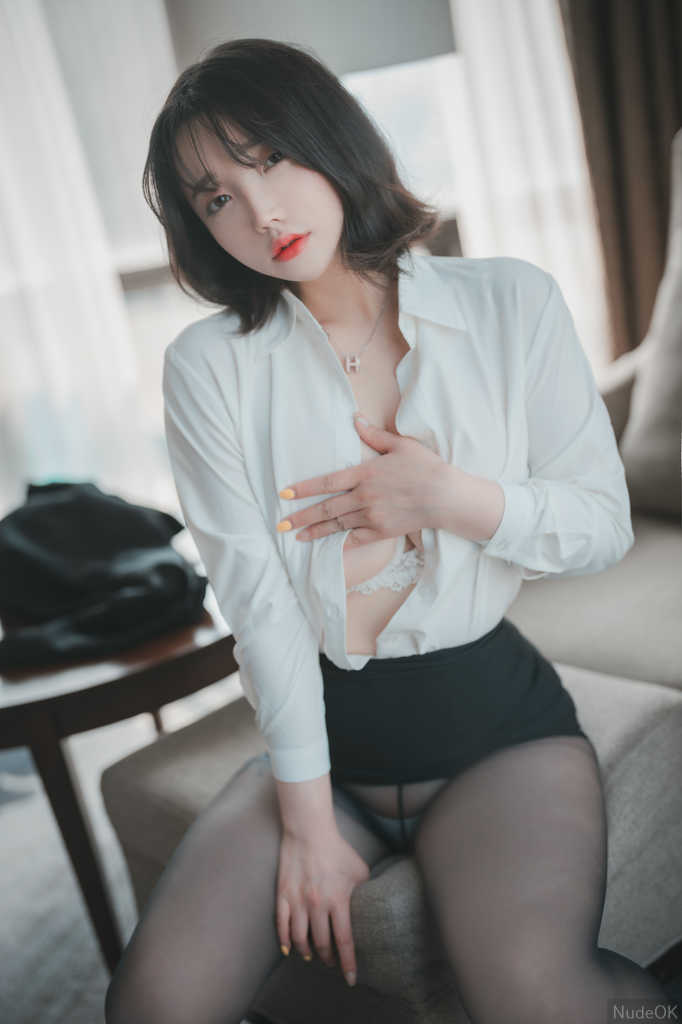 Nude Korea Son Ye Eun NudeOK.Com