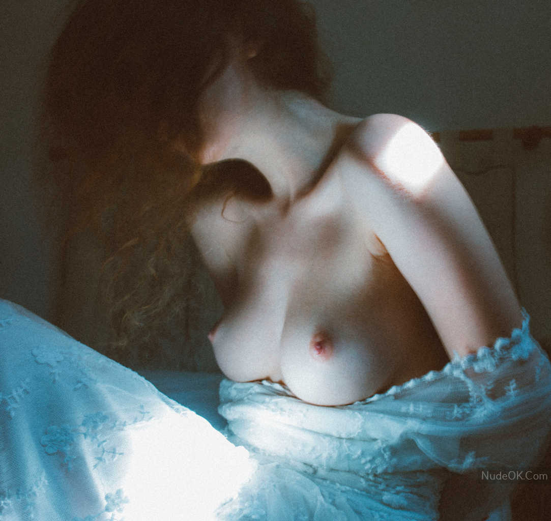 nude art girl deep sad show body sex